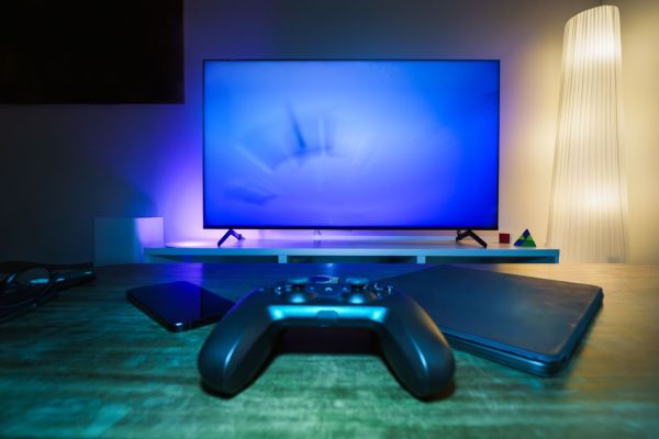 How Are Organic Light-Emitting Diodes (OLEDs) Improving Energy Efficiency in Computer Screens?