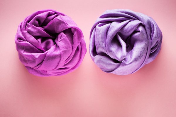 How Can You Use Scarves to Add a Pop of Color to a Neutral Outfit?